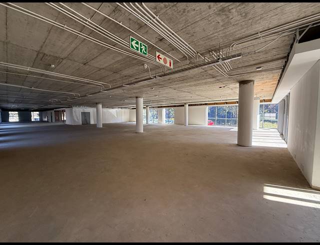 825M² OFFICE TO LET IN MELROSE ESTATE